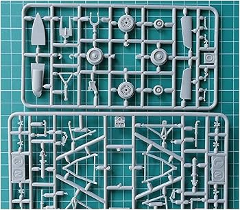 Amazon | モデルズビット 1/72 ウクライナ海軍航空隊 ベリエフ